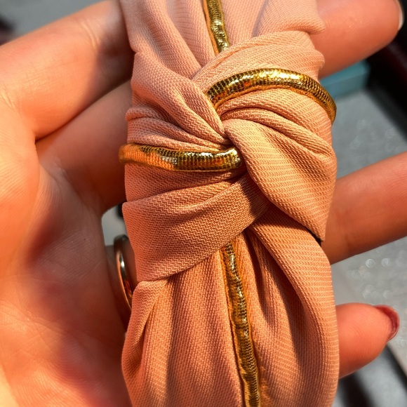 Fashion Light Pink Headband - Picture 3 of 3